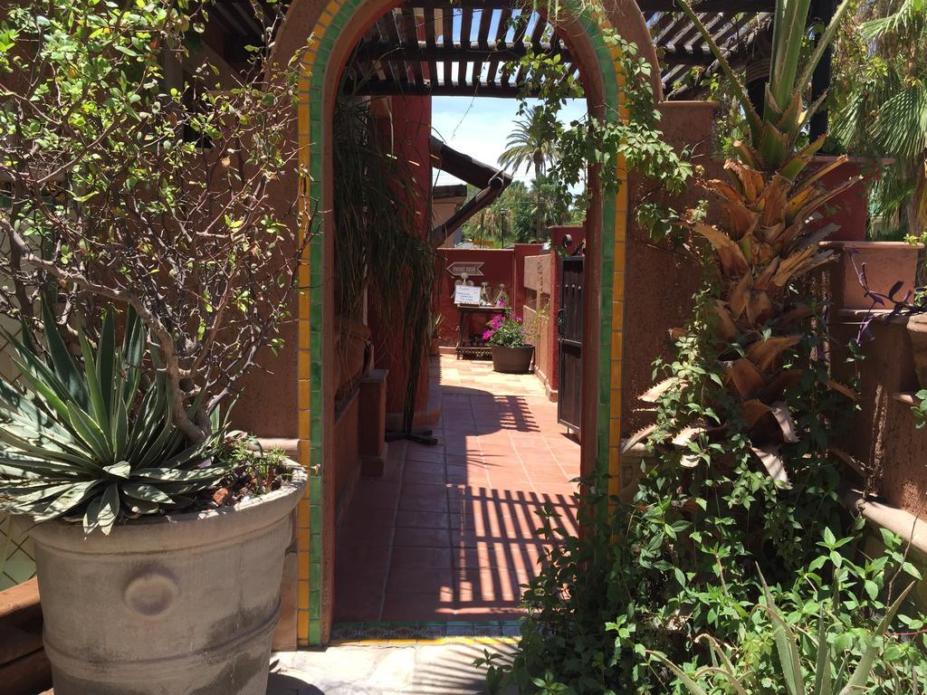 Posada Del Cortes Лорето Екстериор снимка