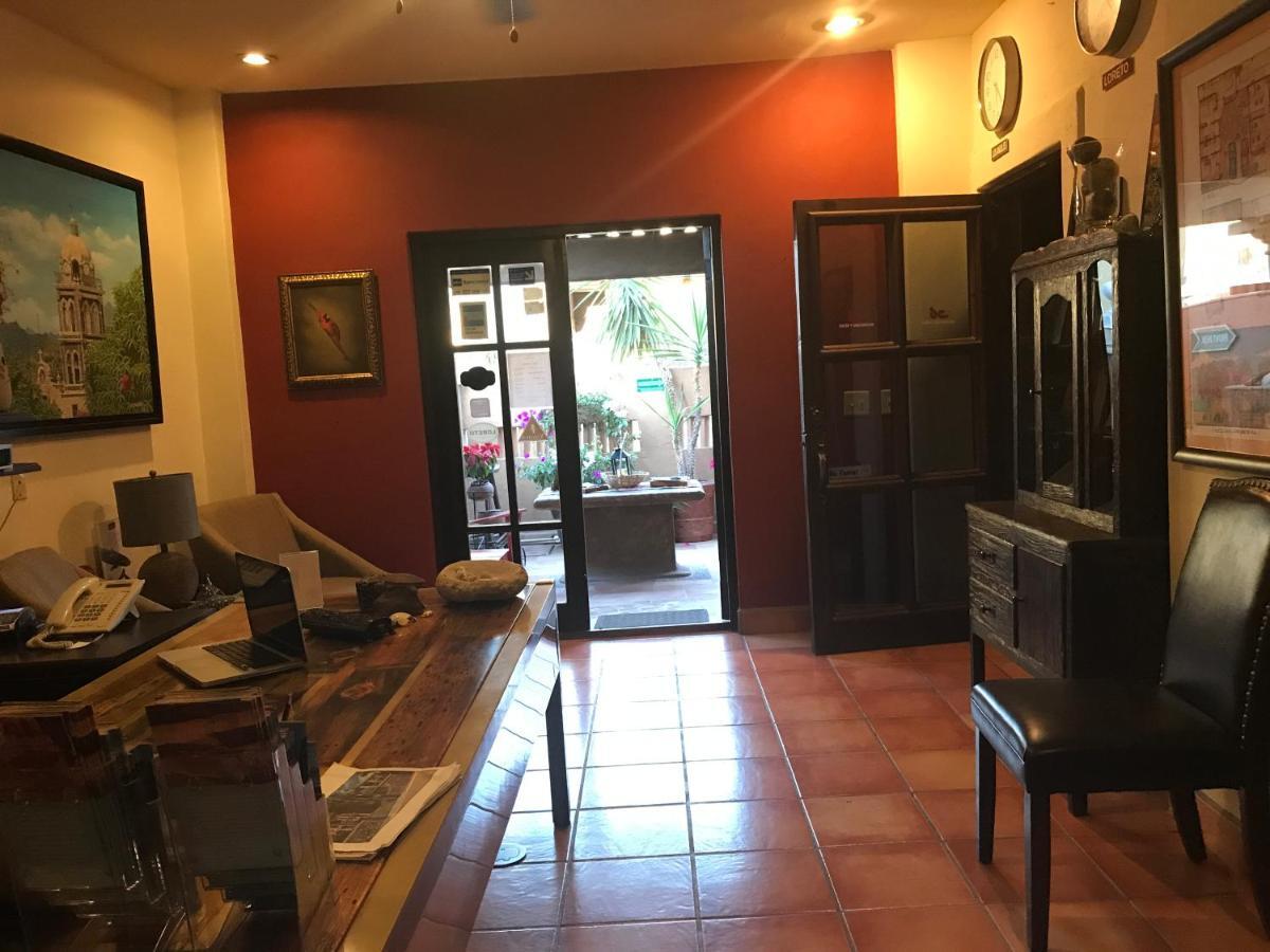 Posada Del Cortes Лорето Екстериор снимка